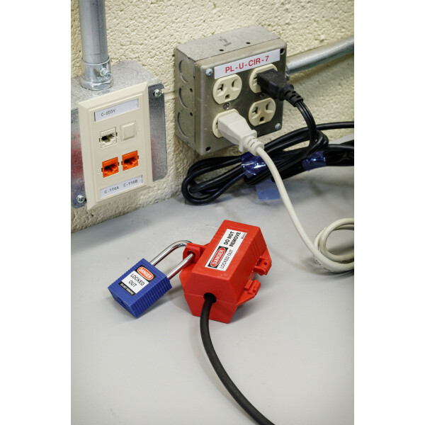 Brady Electrical Plug Lockouts - Image 3