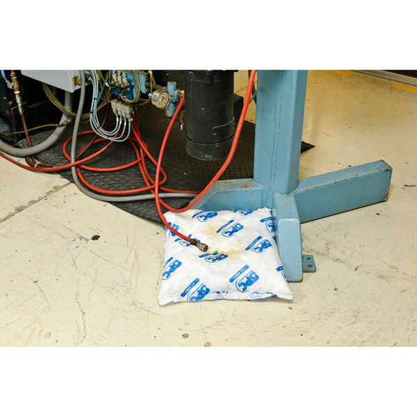 Brady Oil Only Pillow 54L - Image 2