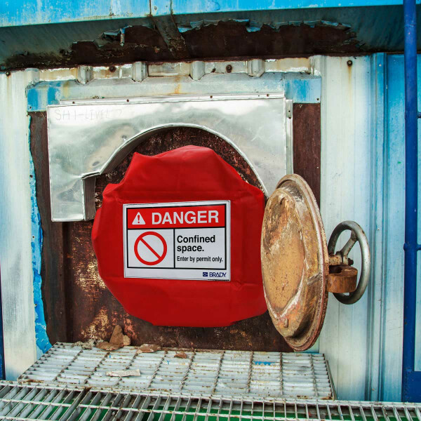 Brady Solid Lockable Cover Confined Space - Image 3