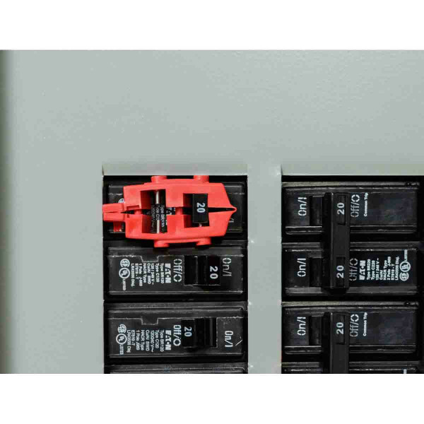 Brady 120V Snap-on Breaker Lockout - Image 3