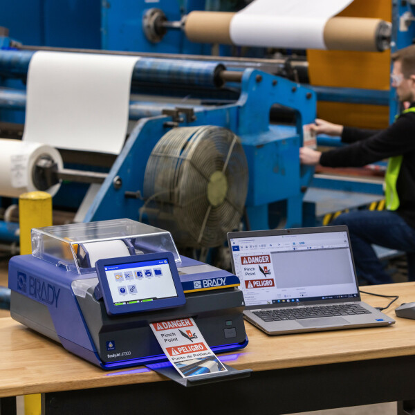 Brady BradyJet™ J7300 Colour Label Printer EU - Image 5