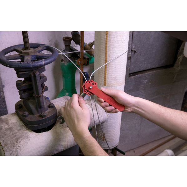 Brady Extra Secure Spin Lockout with 1.5 m Cable and Tool Red - Image 3