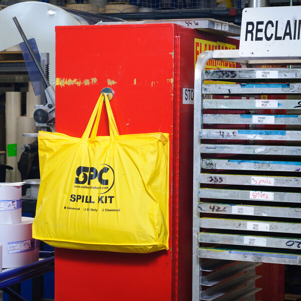 Brady Chemical Economy Spill Kit 23L Universal Sorbent - Image 2
