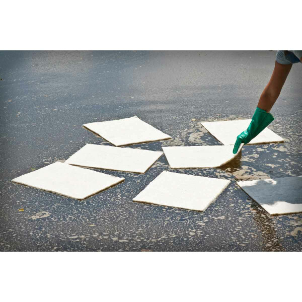 Brady Re-Form Oil Only Absorbent 149L - Image 2