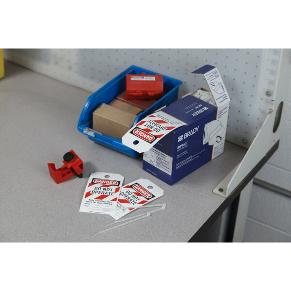 Brady RipTag Danger Do Not Operate Safety Tag Roll with Red Stripes - Image 2