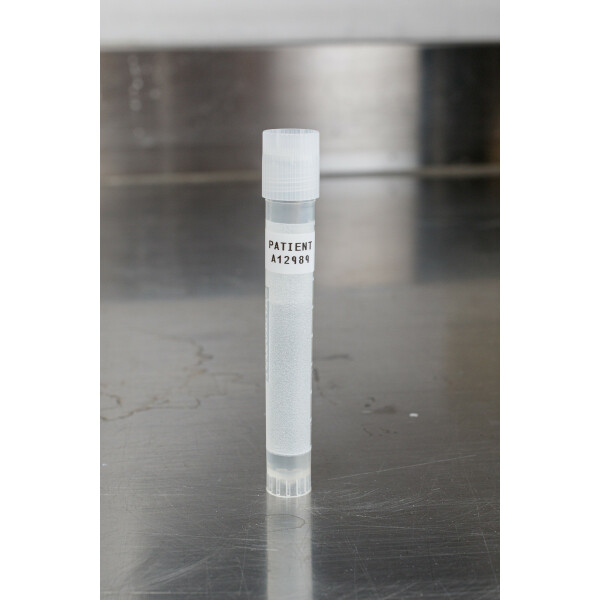 Brady M211 and M210 Self-laminating Polyester Cryogenic Laboratory Labels - Image 2