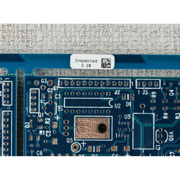 Brady 76 mm Core Glossy Electrostatic Dissipative 1 mil Polyimide Circuit Board Labels - Image 2