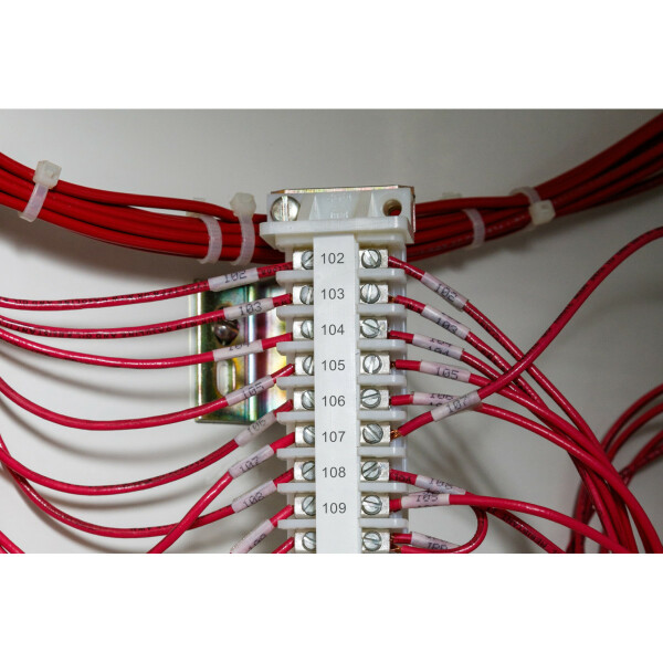 Brady B33 Continuous White Polyester with Permanent Acrylic Adhesive Labels - Image 3