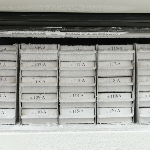Brady 76 mm Core Polyester Autoclave and Cryogenic Labels - Image 3