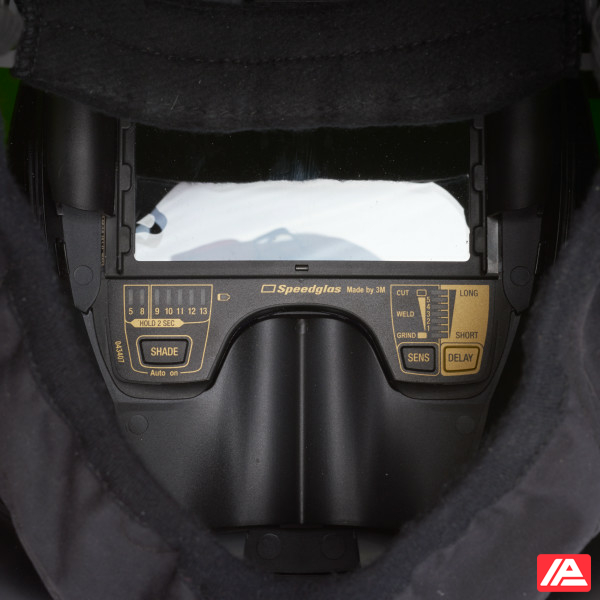 3M™ Speedglas™ Welding Helmets 9100 Series with Side Windows with Welding Filter 9100XXi 501826 - Image 2