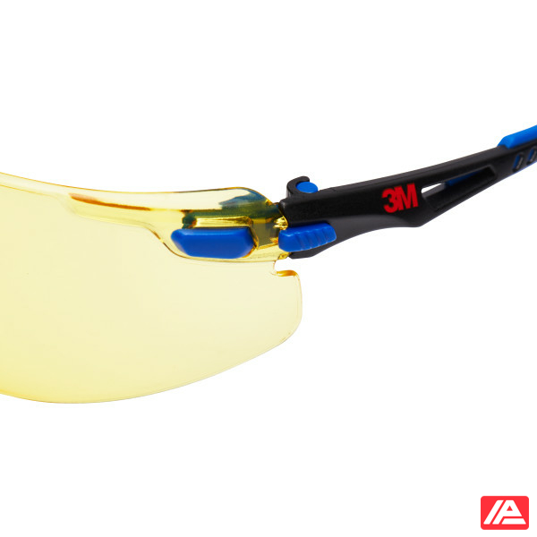 3M™ Solus™ 1000 Safety Glasses Blue/Black Frame Scotchgard™ Anti-Fog/Anti-Scratch Coating (K&N) Amber Lens S1103SGAF-EU - Image 3