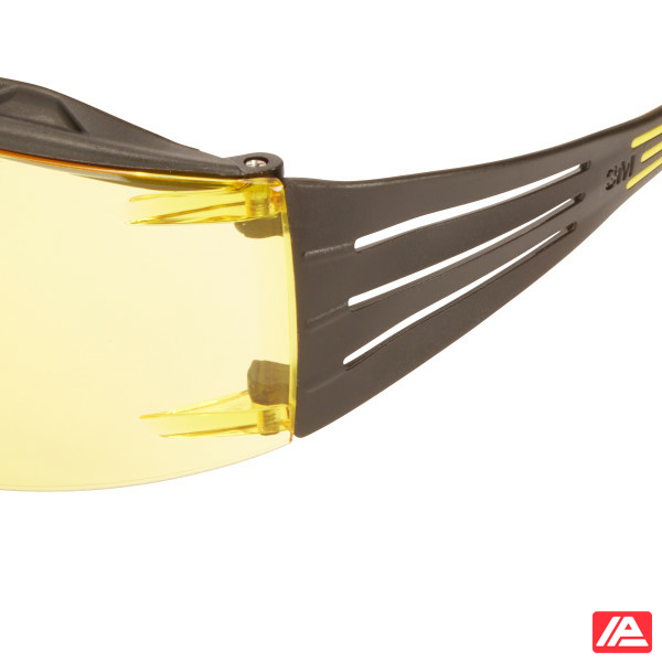 3M™ SecureFit™ 400 Series Safety Glasses SF403XSGAF-YEL Yellow/Black Amber Scotchgard™ Anti-Fog/Anti-Scratch Lens - Image 4