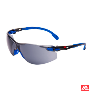 3M™ Solus™ 1000 Safety Glasses Blue/Black frame Scotchgard™ Anti-Fog/Anti-Scratch Coating (K&N) Grey Lens S1102SGAF-EU