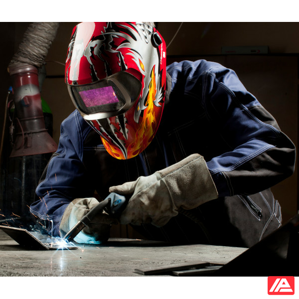 3M™ Speedglas™ Welding Helmets 100 Series Razor Dragon with Welding Filter 100v 752420 - Image 3